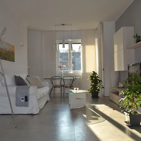 Mm House Tortona Milano